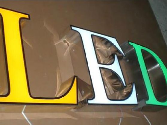 上杭介绍LED招牌的基础知识。